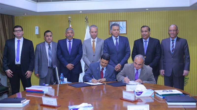 وزير النقل هشام عرفات