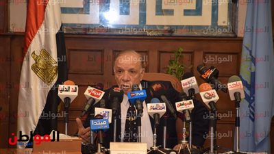 محافظ القاهرة يكرم أوائل الشهادات العامة