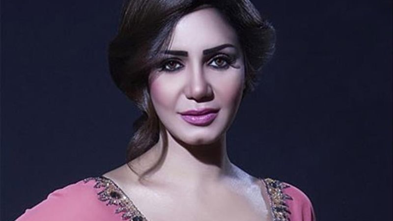 إيناس عزالدين 