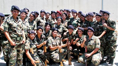 لبنان تحتفل بعيد الجيش الـ 73 والنجوم تغرد 