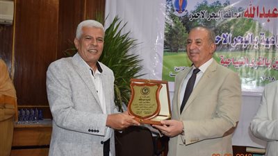 انطلاق حملة الرئيس السيسي لزراعة مليون شجرة مثمرة بالبحر الأحمر