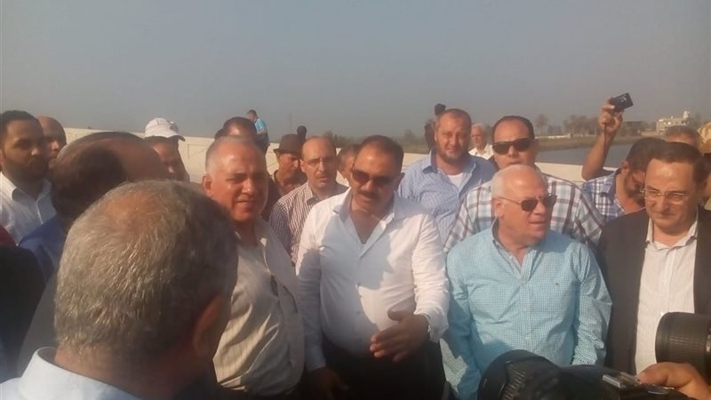 جزء من الافتتاح 