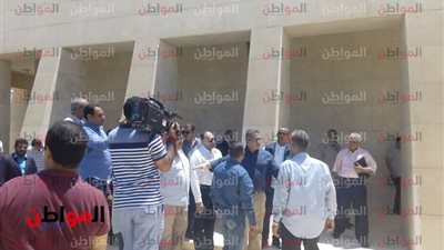 فيديو.. وزير الآثار يوصي بتغيير أعلام متحف سوهاج 