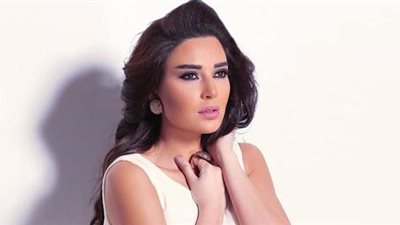 شاهد ماذا فعل فستان سيرين عبد النور بجمهور السوشيال ميديا ؟