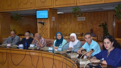 محافظ الإسماعيلية يستعرض مقترحات جمعية 