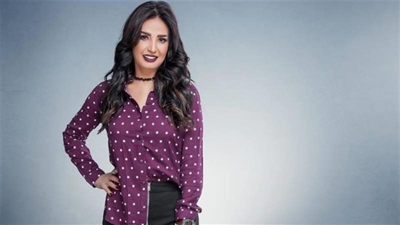 الفنانة امل رزق 