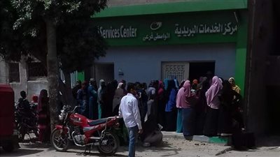 أهالي الواسطي من أمام مكتب البريد الفرعي لتسجيل المواليد الجدد: المسؤولين نايمين
