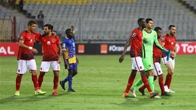 الأهلي يفوز على فريق 