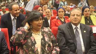 وزيرة الثقافة تعلن عن مخطوط أثري عن تراث مصر 