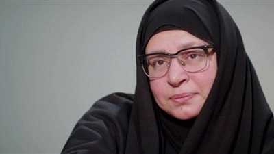 هل تنجح أم عاطف فى إعادة عبلة كامل إلى السينما بعد غياب كبير؟