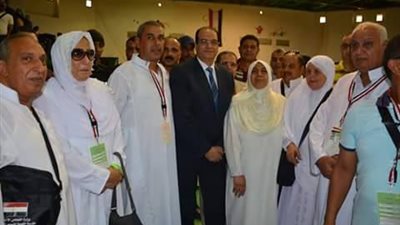 محافظ الدقهلية يودع حجاج الجمعيات الأهلية المتجهة الى الأراضي المقدسة