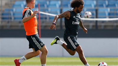 فيديو .. مارسيلو يسجل هدف عالمي في تدريبات ريال مدريد