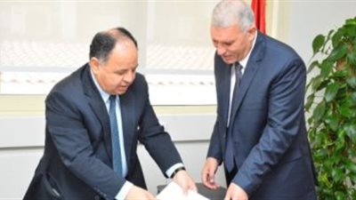 رئيس مصلحة الجمارك يكشف لـ 