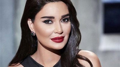 سيرين عبد النور لـ إليسا : حمد الله على سلامتك 