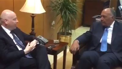 تفاصيل لقاء وزير الخارجية مع مساعد الرئيس الأمريكي لـ عملية السلام 