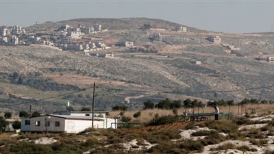 بدء شرعنة البؤر الاستطيانية في الضفة الغربية