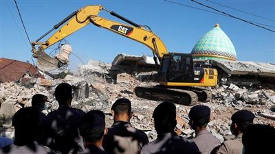 زلزال أندونيسيا يتسبب في تشريد 70 ألف شخصًا