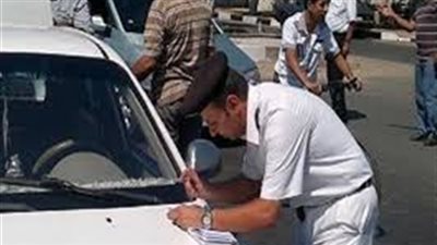 ضبط 197 سائقًا يقودون بدون حزام أمان في حملة مرورية بـ الوادي الجديد