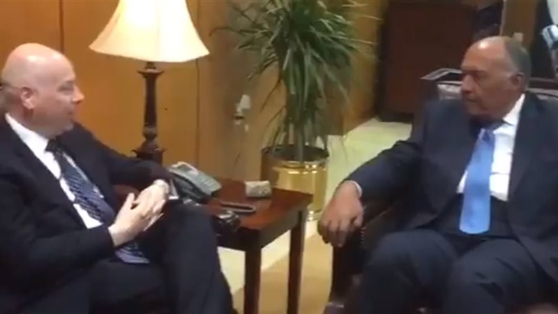 وزير الخارجية خلال