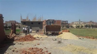 محافظ الشرقية: استمرار حملات إزالة تعديات البناء المخالف على الأراضي الزراعية