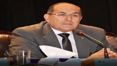 محافظ سوهاج: الدولة تسير بخطي ثابتة لتحقيق مصلحة المواطنين