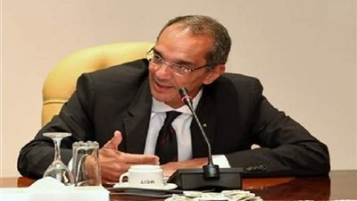 وزير الاتصالات لـ 