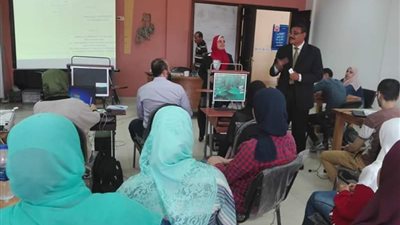 صور.. دورة تدريبية للتحليل الإحصائي بجامعة بنى سويف