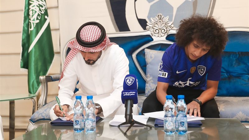 توقيع عمرى للهلال
