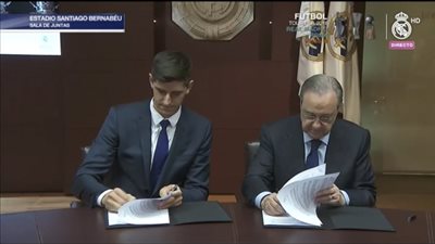 كورتوا يوقع عقود انضمامه إلي ريال مدريد
