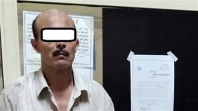 ضبط 528 زجاجة مشروبات كحولية مجهولة المصدر في حلوان 