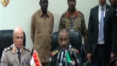فيديو.. رئيس أركان القوات  المسلحة: نسعى لتطوير مجالات التعاون أمنيا وعسكريا مع  السودان