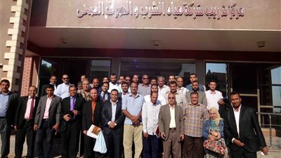 مياه سوهاج تكرم 29 متدرب لاجتيازهم برنامج إعداد كوادر الصف الثاني