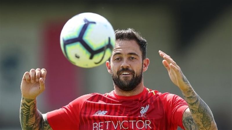 دانى إنجيز لاعب ليفربول