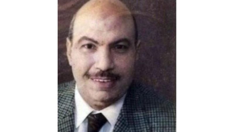 الأستاذ سمير التونى
