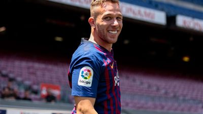 آرثر ميلو يعود لتدريبات برشلونة 