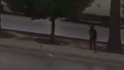 فيديو.. اعتداء 3 أشخاص على سعودي.. والسبب غريب