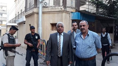 صور.. مدير أمن كفر الشيخ يتفقد خدمات تأمين الكنائس 