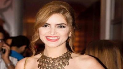 شاهد نجل سميرة مقرون يخطف منها الأنظار  