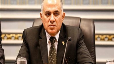 وزير الري في افتتاح قناطر أسيوط الجديدة : مواردنا المائية محدودة بسبب زيادة السكان
