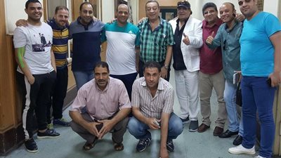 تجديد عقد 