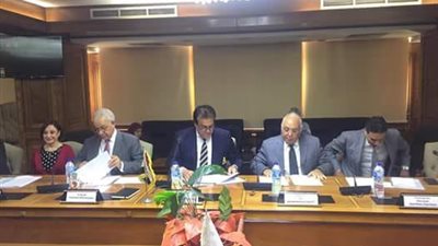 صور.. وزير التعليم العالى: مصر رائدة فى مجال التعاون العلمي