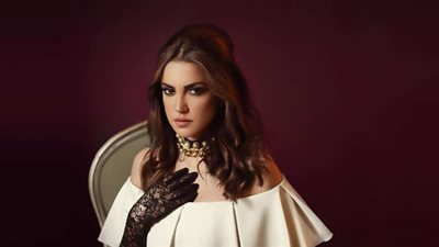 ماذا يعني احترام مشاعر الناس بالنسبة للفنانة درة ؟   