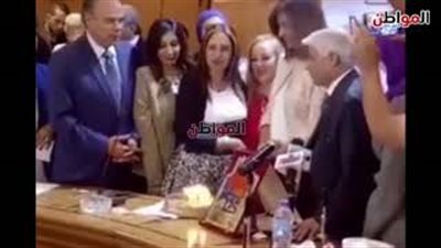 فيديو.. مجلة حواء تحتفل بعيد ميلاد وزيرة الهجرة نبيلة مكرم
