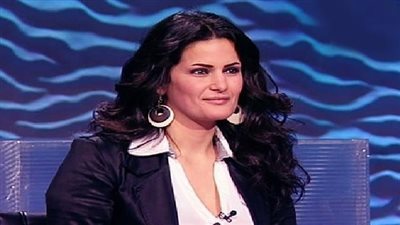 شاهد.. رسالة مثيرة من سما المصري لجمهورها من داخل البانيو 