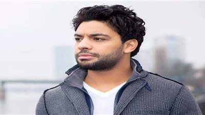 أحمد جمال يداعب جمهوره على طريقته الخاصة 