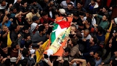 اليوم.. آلاف اليمنيين يشيعون جنازة عشرات الأطفال 
