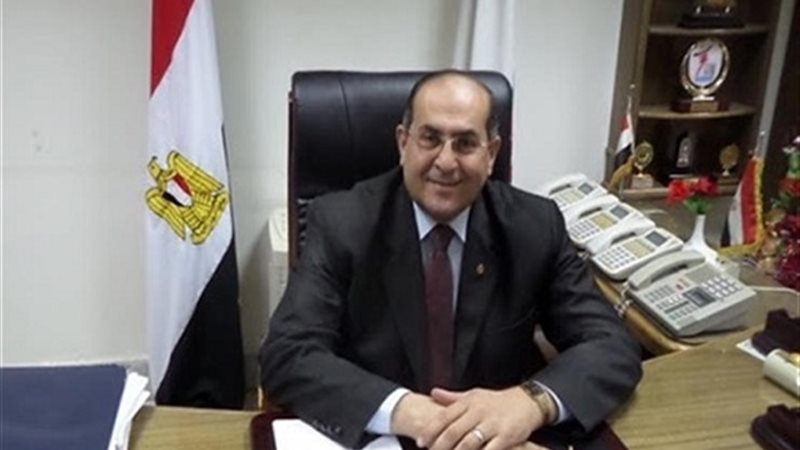  الدكتور ايمن عبد