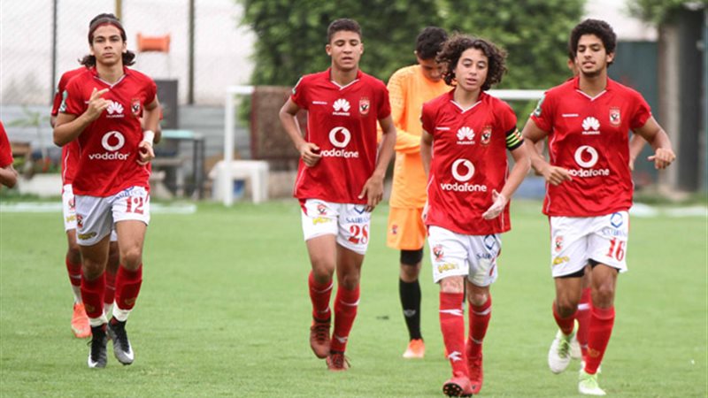 فريق2002 بالاهلي