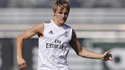 ميرور: ريال مدريد عرض مارتن اوديجارد على عدد من أندية الشامبيونشيب بنظام الإعارة