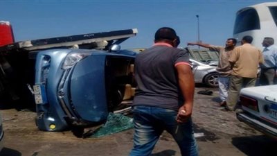 تفاصيل تصادم 8 سيارات وانقلاب مقطورة محملة بقضبان على دائري السلام 
